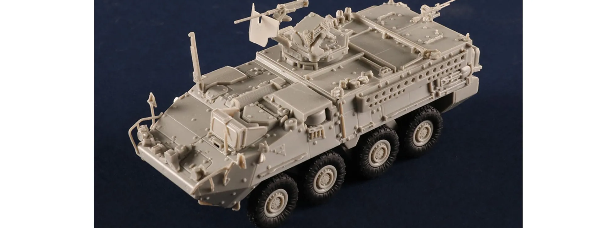 TRUMPETER 07422 M1127 Stryker Aufklärungs Fahrzeug | Panzer Bausatz 1:72