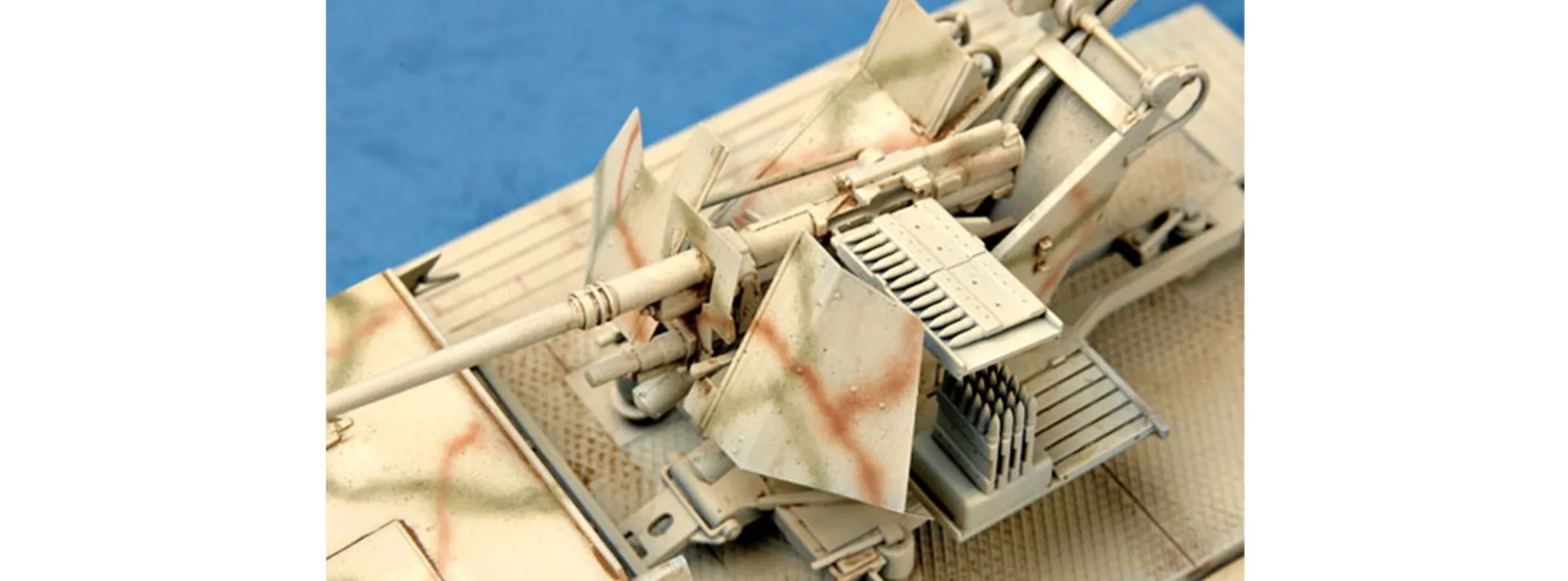 TRUMPETER 01526 Sd. Kfz 7/2 3,7 cm Flak 37 auf Selbstfahrlafette | Militär Bausatz 1:35
