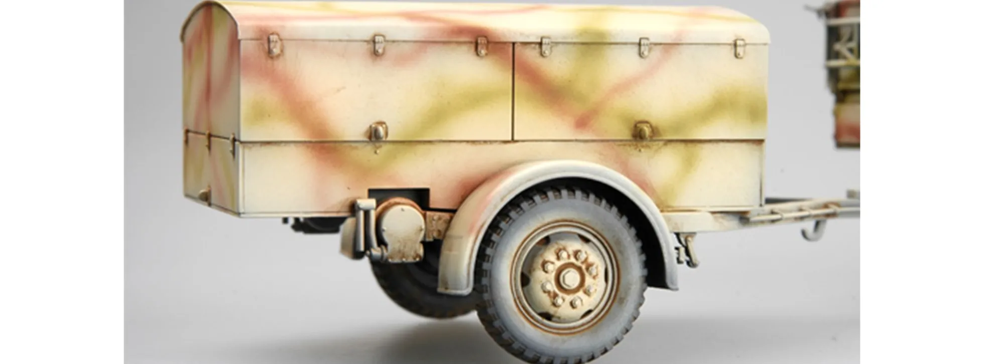 TRUMPETER 01527 Sd. Kfz. 7/2 3,7 cm Flak 43 auf Selbstfahrlafette | Militär Bausatz 1:35
