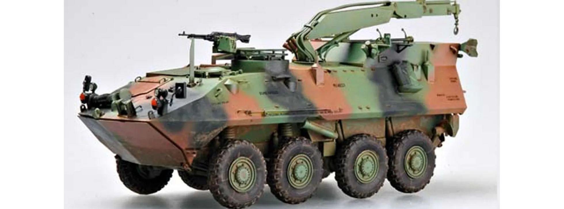 TRUMPETER 00370 USMC LAV-R Light Armored Vehicle Recovery Militär Bausatz 1:35