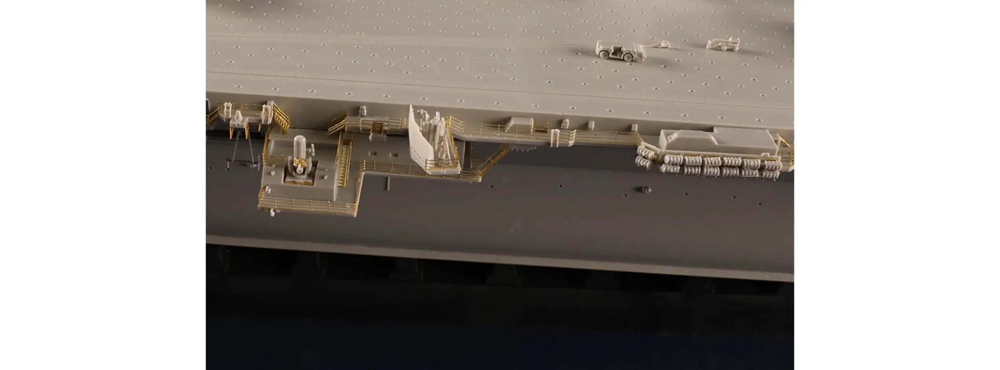 TRUMPETER 05638 USS Gerald R.Ford CVN-78 | Schiff Bausatz 1:350