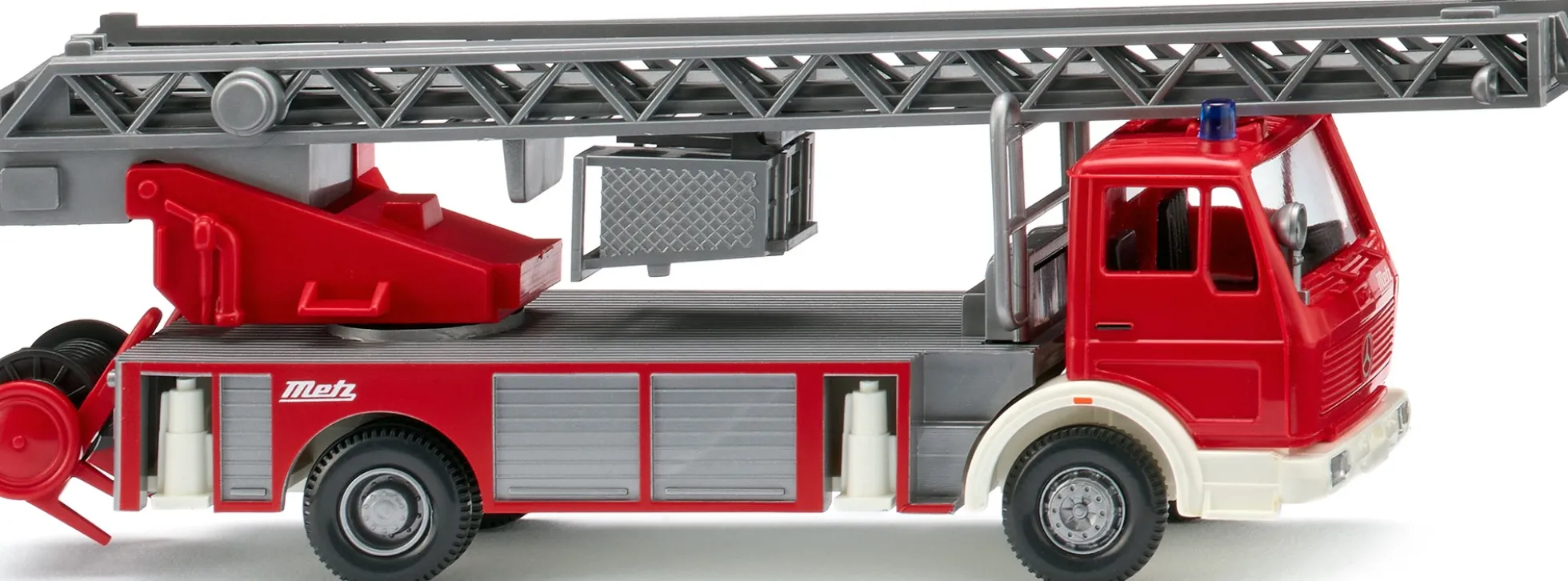 WIKING 061803 Mercedes-Benz Metz DLK 23-12 Feuerwehr | Blaulichtmodell 1:87